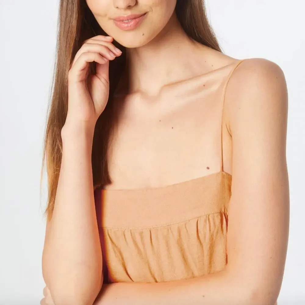 Abercrombie & Fitch light orange